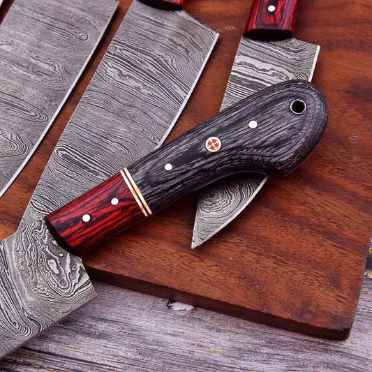 Knives with wooden handles on a wooden surface
