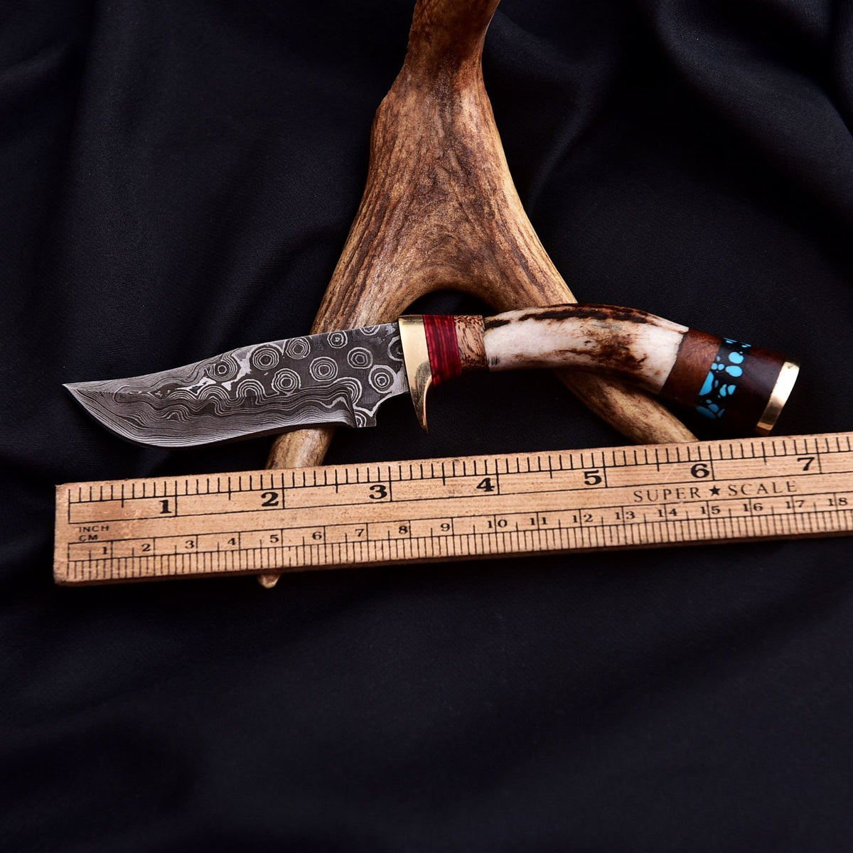Custom Handmade Damascus Steel Blade Skinning Knife Original Stag Antler Handle - Image 4