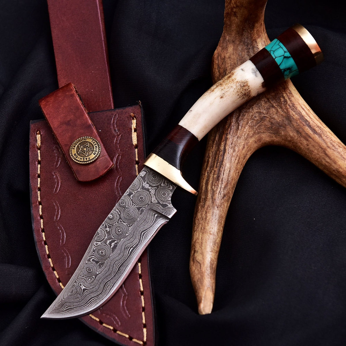 Forged Damascus Blade Skinning Knife Stag Antler Handle Tactical Survival Hunter - Image 1