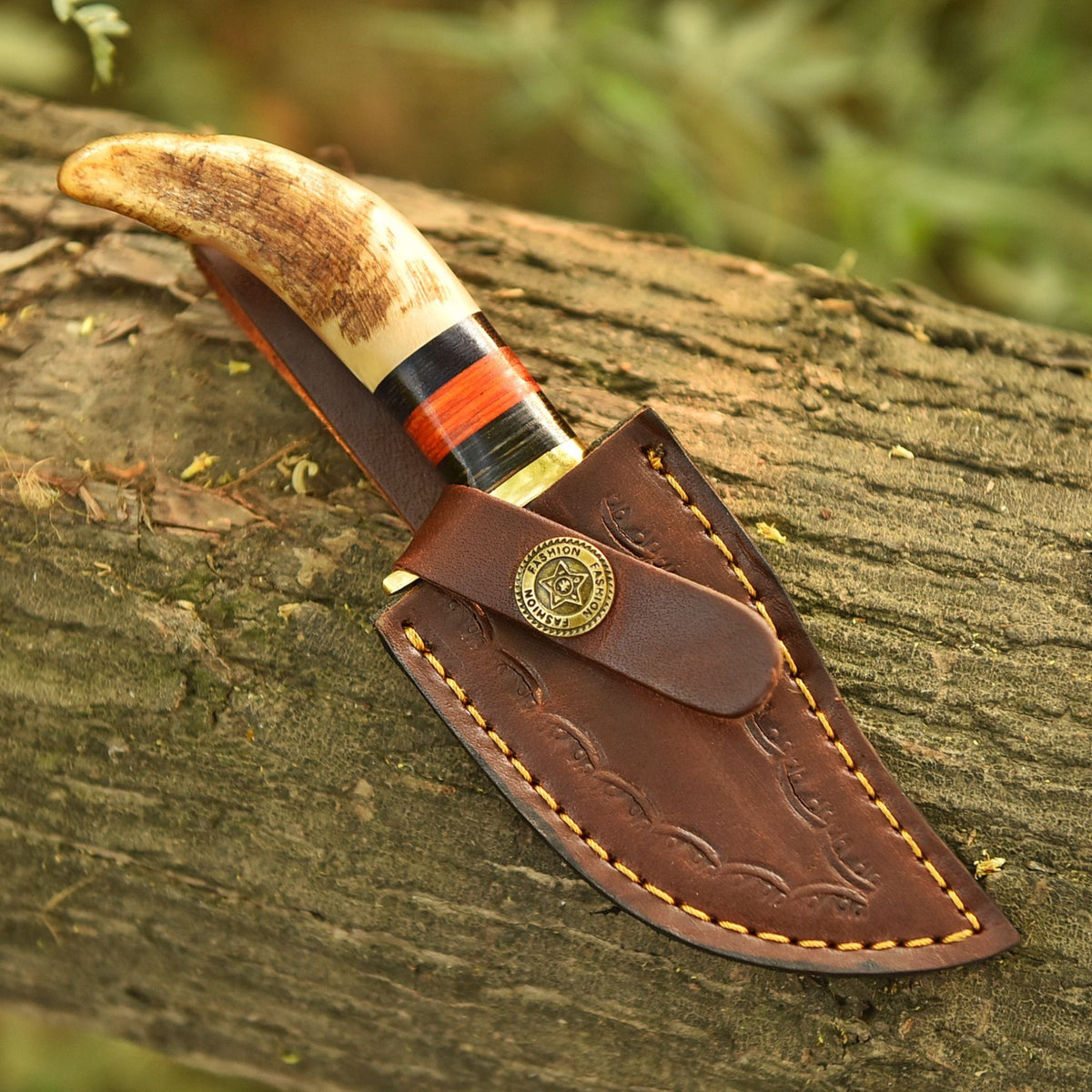 Custom Handmade Damascus Steel Blade Skinning Knife Original Ram Horn Handle - Image 5