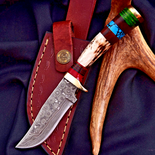 Custom Handmade Damascus Steel Blade Skinning Knife Original Stag Antler Handle - Image 1