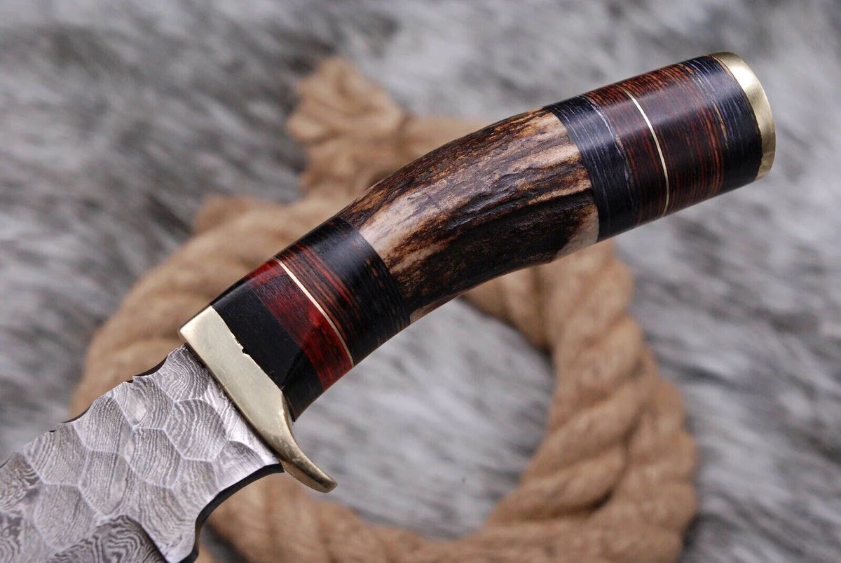 Custom Handmade Damascus Steel Hunting Skinning Knife Deer Stag Handle Survival - Image 4