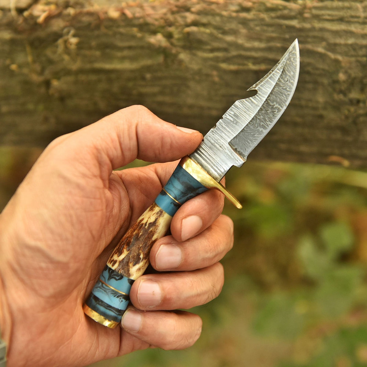 Damascus Blade Skinning Knife Stag Antler Turquoise Handle Brass Guard Sheath - Image 4