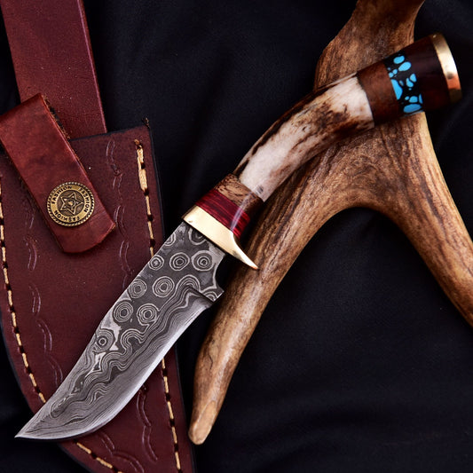Custom Handmade Damascus Steel Blade Skinning Knife Original Stag Antler Handle - Image 1